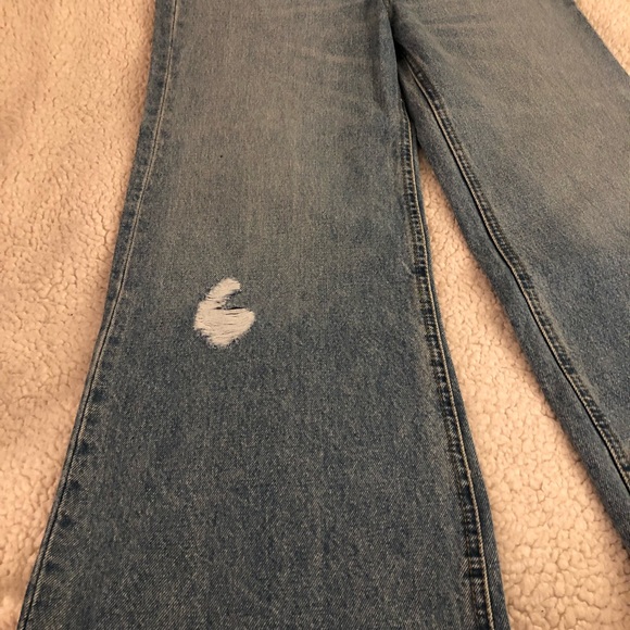 URBAN OUTFITTERS by BDG Cropped Denim Culotte Jean - Picture 6 of 8